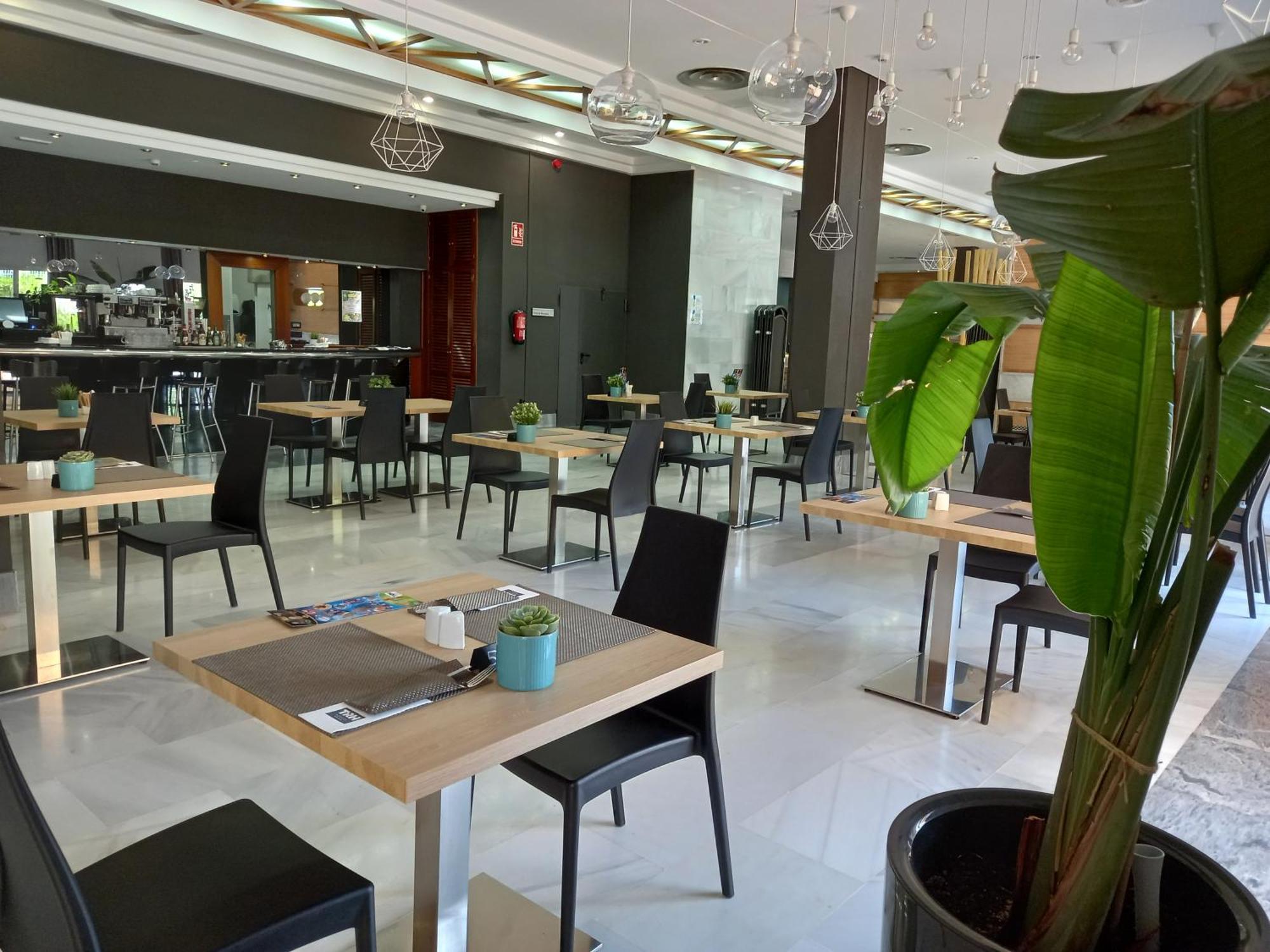 Hotel Trh La Motilla Дос Ерманас Екстериор снимка