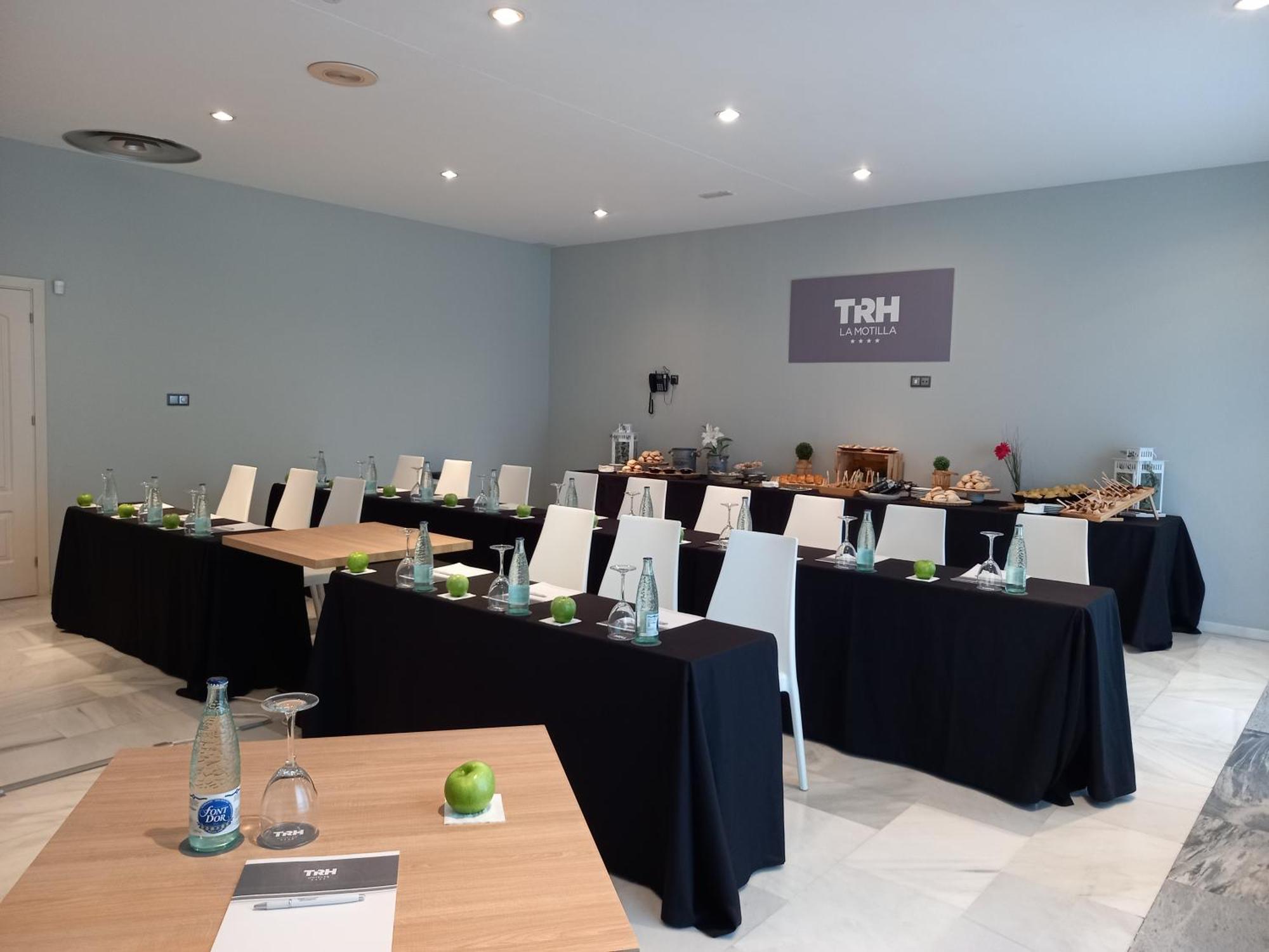 Hotel Trh La Motilla Дос Ерманас Екстериор снимка