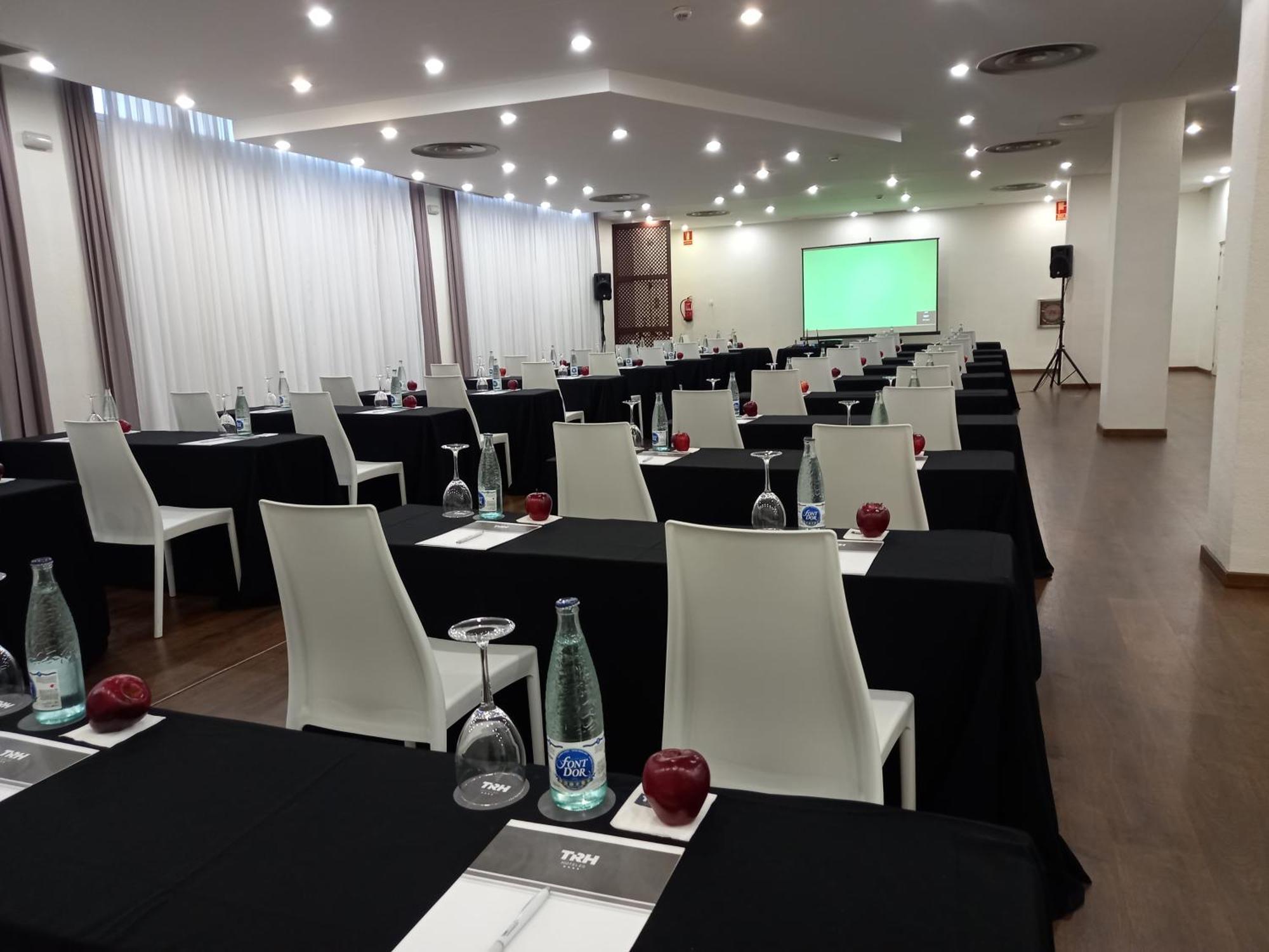 Hotel Trh La Motilla Дос Ерманас Екстериор снимка