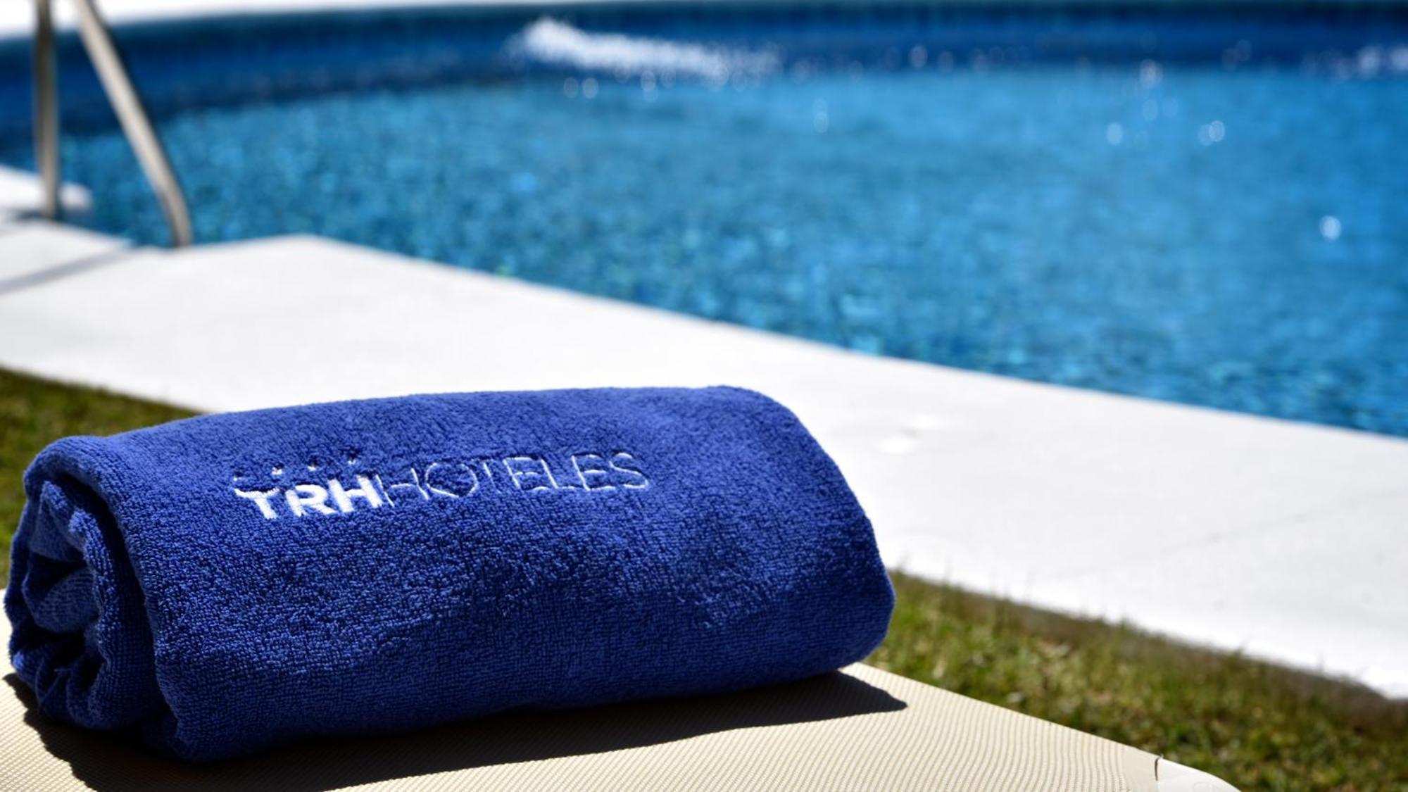 Hotel Trh La Motilla Дос Ерманас Екстериор снимка