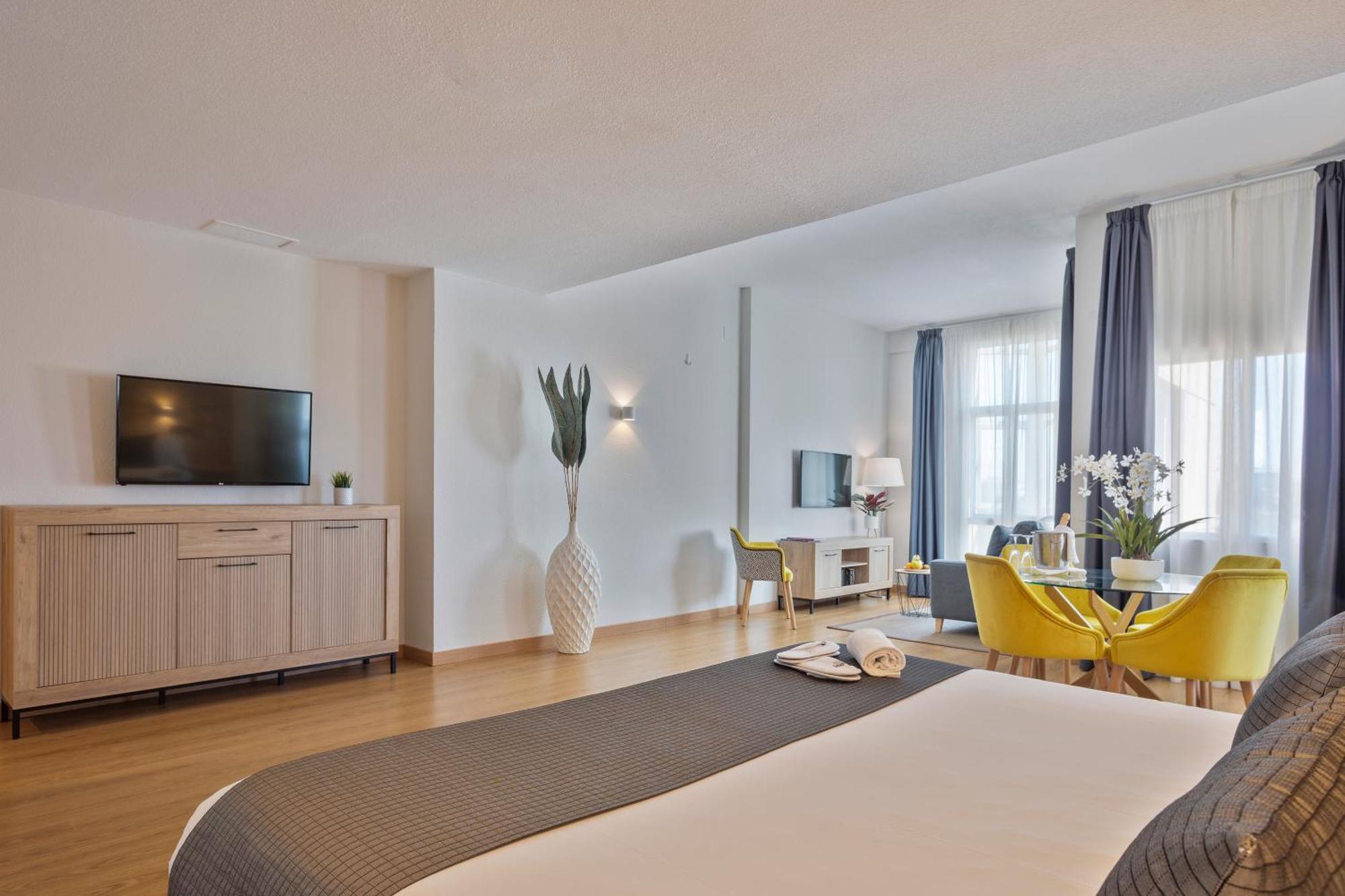 Hotel Trh La Motilla Дос Ерманас Екстериор снимка